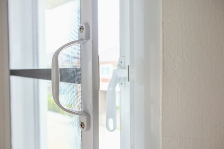 Zanzariera a battente